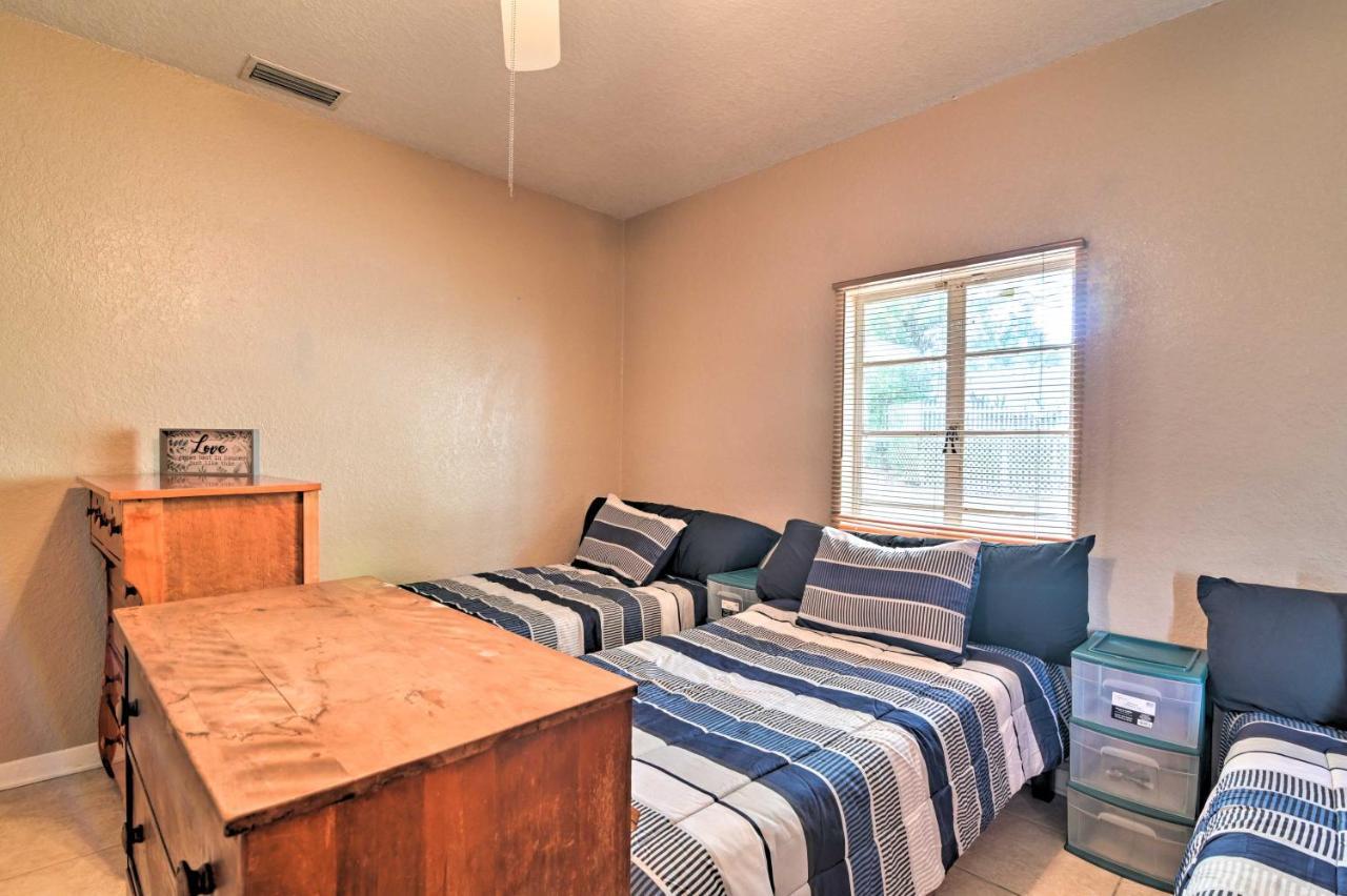 Pet-Friendly Auburndale House With Lake Views! Eksteriør bilde